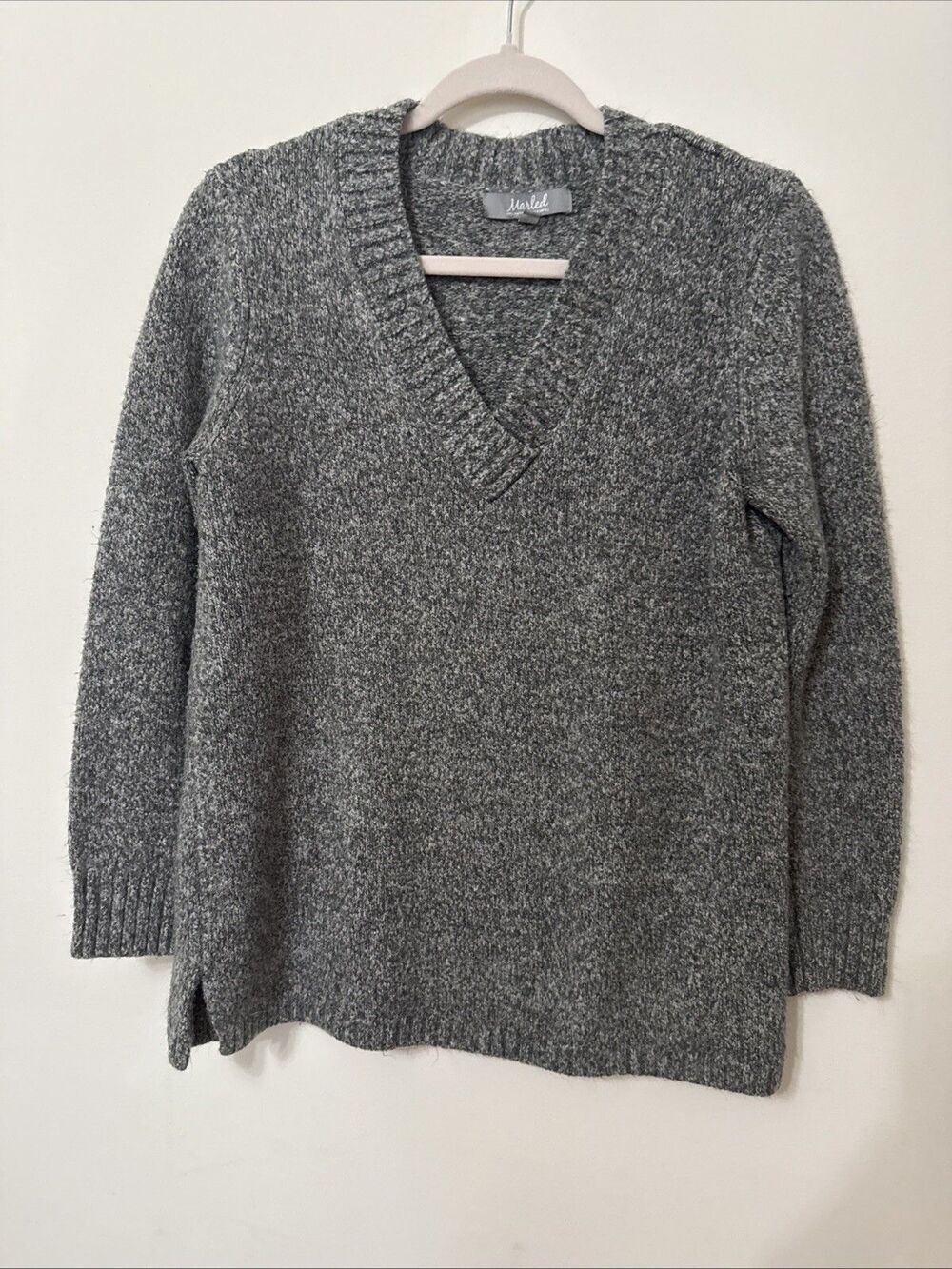 Marled Grey V-Neck Sweater - Large